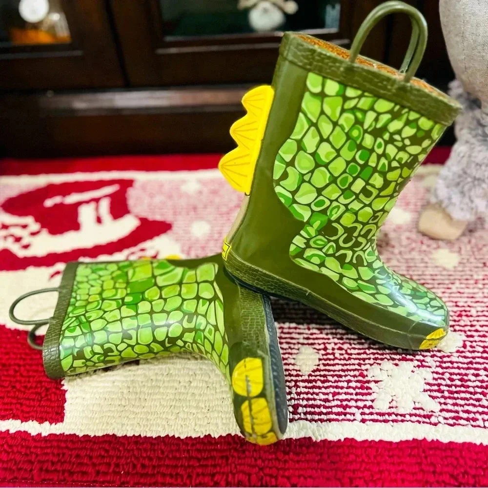 Gently Worn Western Chief Waterproof Fleece Lined Dragon Rainboots 13/1